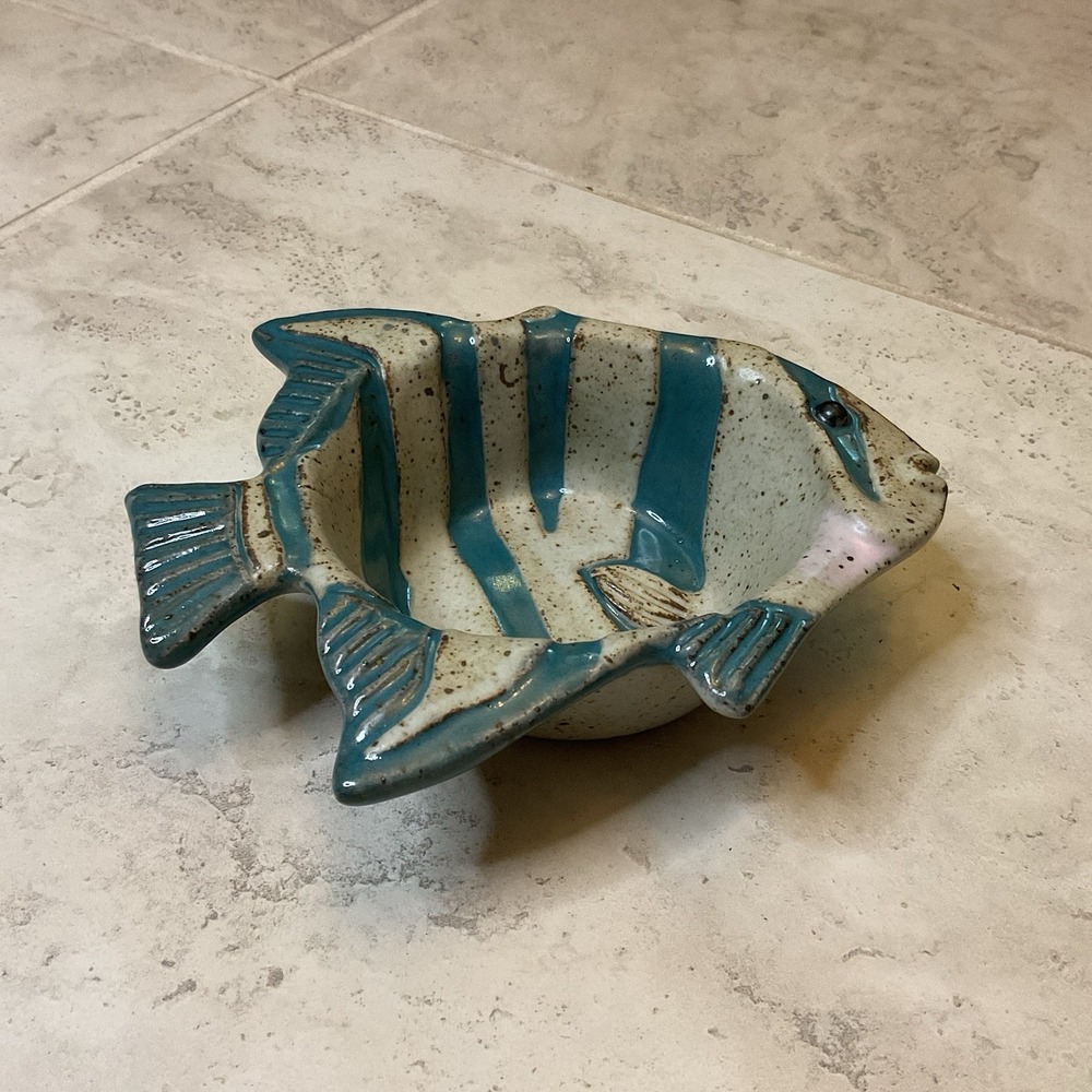 Vintage Tom Chamberland Studio Art Pottery Stoneware Fish Bowl Teal Stripe